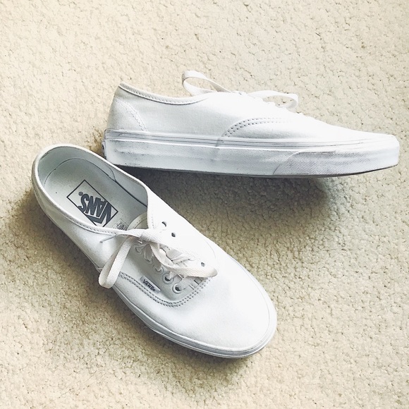 Vans Shoes - Vans Authentic Sneakers in White, (W) Sz 9.5